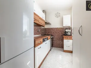 Prodej bytu 3+1, Praha - Kobylisy, Jelínkova, 61 m2