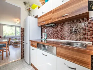 Prodej bytu 3+1, Praha - Kobylisy, Jelínkova, 61 m2
