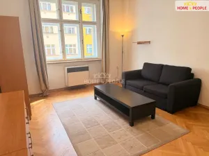 Pronájem bytu 2+1, Praha - Žižkov, Biskupcova, 55 m2