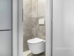 Pronájem bytu 1+kk, Praha - Žižkov, Jeseniova, 28 m2