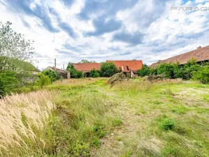 Prodej komerční nemovitosti, Vysoký Újezd - Kuchař, 3061 m2