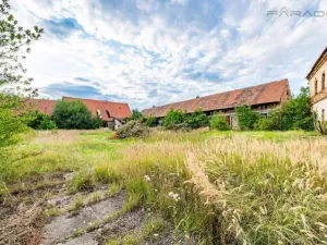 Prodej komerční nemovitosti, Vysoký Újezd - Kuchař, 3061 m2