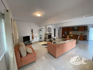 Prodej rodinného domu, Bezvoditsa, Bulharsko, 170 m2
