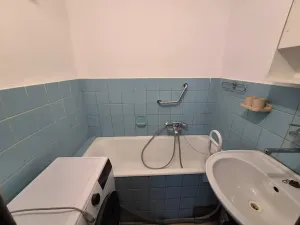 Prodej bytu 2+1, Praha - Troja, Na Šutce, 60 m2