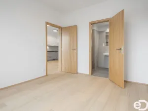 Pronájem bytu 2+kk, Praha - Dolní Chabry, K Beranovu, 74 m2