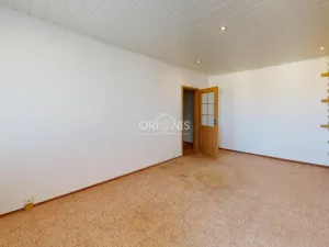 Prodej bytu 2+1, Chomutov, Holešická, 61 m2