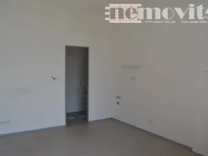 Prodej kanceláře, Jesenice, Nákupní, 80 m2