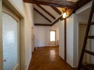 Pronájem bytu 3+1, Praha, Viktora Huga, 164 m2