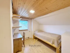 Prodej rodinného domu, Cholina, 160 m2