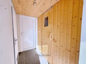 Prodej rodinného domu, Cholina, 160 m2