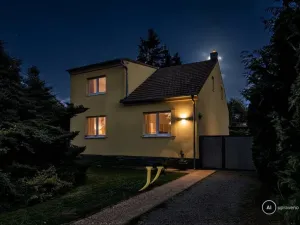 Prodej rodinného domu, Cholina, 160 m2