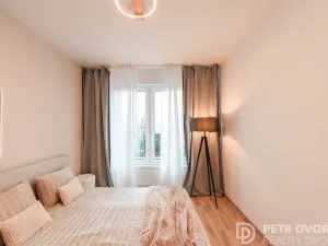Pronájem bytu 2+kk, Praha - Strašnice, Počernická, 40 m2