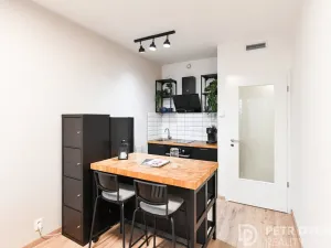Pronájem bytu 2+kk, Praha - Strašnice, Počernická, 40 m2