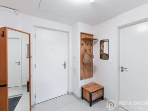 Pronájem bytu 2+kk, Praha - Strašnice, Počernická, 40 m2
