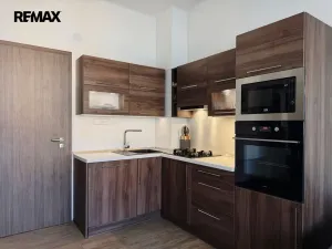 Prodej bytu 2+kk, Praha - Dejvice, Koulova, 43 m2