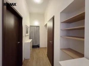 Prodej bytu 2+kk, Praha - Dejvice, Koulova, 43 m2