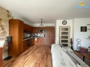 Pronájem rodinného domu, Milovice, Školská, 148 m2