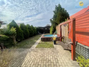 Pronájem rodinného domu, Milovice, Školská, 148 m2