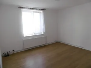 Pronájem bytu 1+1, Pardubice - Zelené Předměstí, Holcova, 33 m2