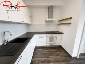 Pronájem bytu 2+kk, Praha, Sousedíkova, 65 m2