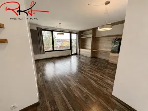 Pronájem bytu 2+kk, Praha, Sousedíkova, 65 m2