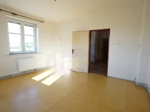 Prodej bytu 1+1, Jaroměř, Na Vrších, 40 m2