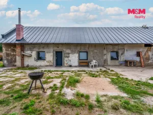 Prodej rodinného domu, Dobřenice, 169 m2