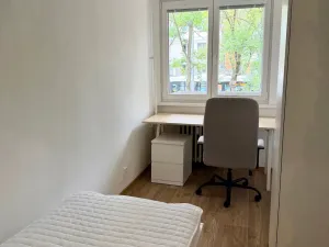 Pronájem pokoje, Hradec Králové - Slezské Předměstí, Markovická, 15 m2