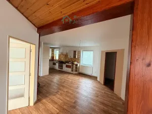 Pronájem bytu 5+kk, Chrudim, V Tejnecku, 120 m2