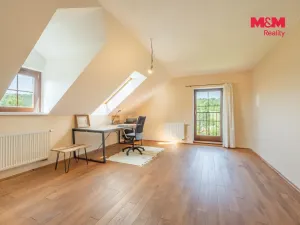 Prodej rodinného domu, Mořina, 240 m2
