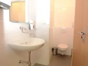 Pronájem kanceláře, Praha - Smíchov, Bozděchova, 50 m2