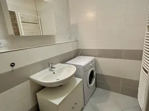 Pronájem bytu 1+kk, Praha - Letňany, Kadečkové, 34 m2