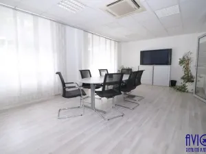 Pronájem kanceláře, Praha - Smíchov, Bozděchova, 31 m2