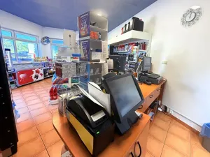 Prodej obchodního prostoru, Kly, 45 m2