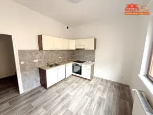 Pronájem bytu 2+1, Náchod, Hrašeho, 58 m2