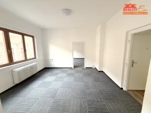 Pronájem bytu 2+1, Náchod, Hrašeho, 58 m2