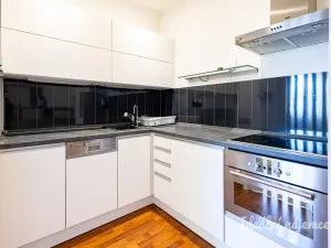 Pronájem bytu 2+1, Praha - Bubeneč, Národní obrany, 46 m2