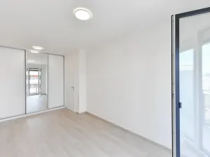 Pronájem bytu 2+kk, Praha - Vysočany, Gerstelova, 52 m2