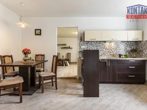 Prodej rodinného domu, Zalužany, 175 m2