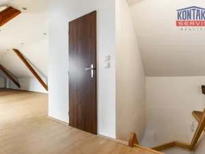 Prodej rodinného domu, Zalužany, 175 m2