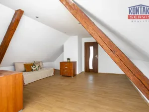 Prodej rodinného domu, Zalužany, 175 m2