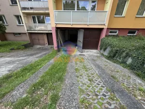 Pronájem garáže, Frýdek-Místek - Frýdek, Tolstého, 20 m2