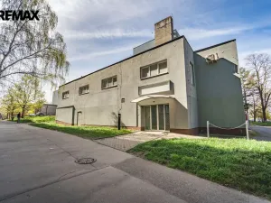 Pronájem obchodního prostoru, Praha - Háje, Hviezdoslavova, 297 m2