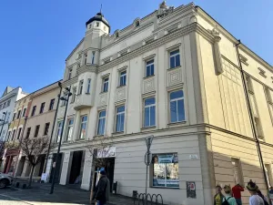 Pronájem obchodního prostoru, Olomouc, Dolní náměstí, 27 m2