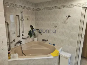 Pronájem bytu 3+1, Praha, Wassermannova, 80 m2