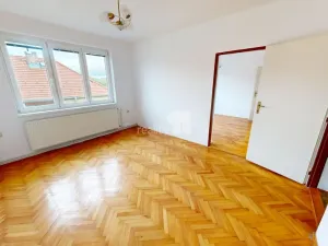 Prodej bytu 3+1, Humpolec, Na Skalce, 73 m2