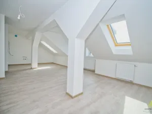 Prodej bytu 2+kk, Břeclav, 62 m2
