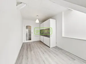 Prodej bytu 3+1, Kralupy nad Vltavou, Lidové nám., 90 m2