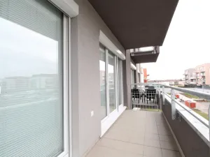 Pronájem bytu 2+kk, Praha - Letňany, Hlučkova, 60 m2