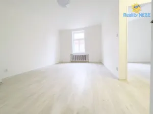 Pronájem bytu 2+kk, Praha - Žižkov, Čajkovského, 47 m2